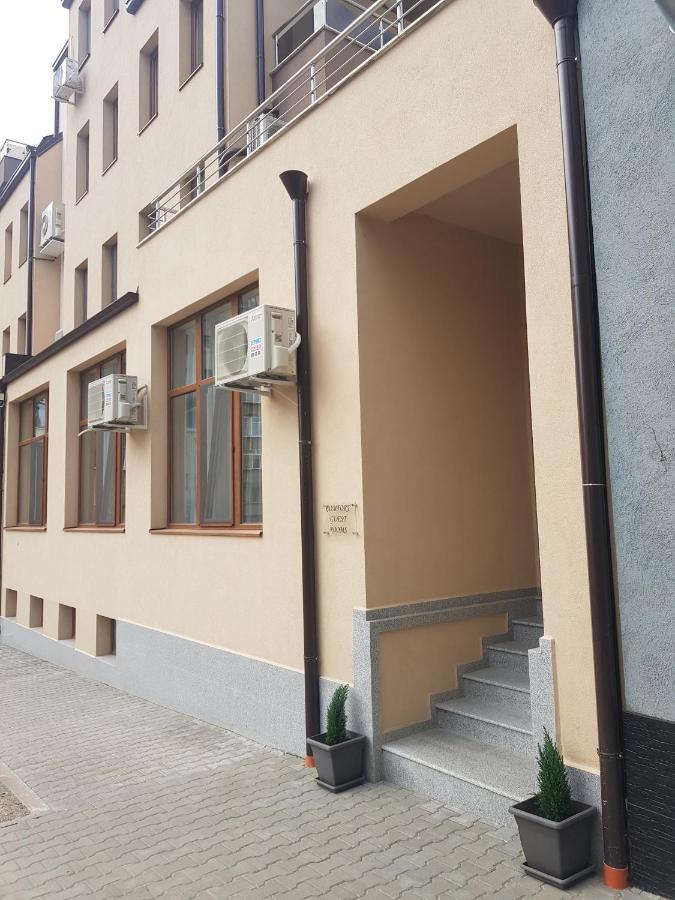 Comfort Guest Rooms Kazanlŭk Exterior foto